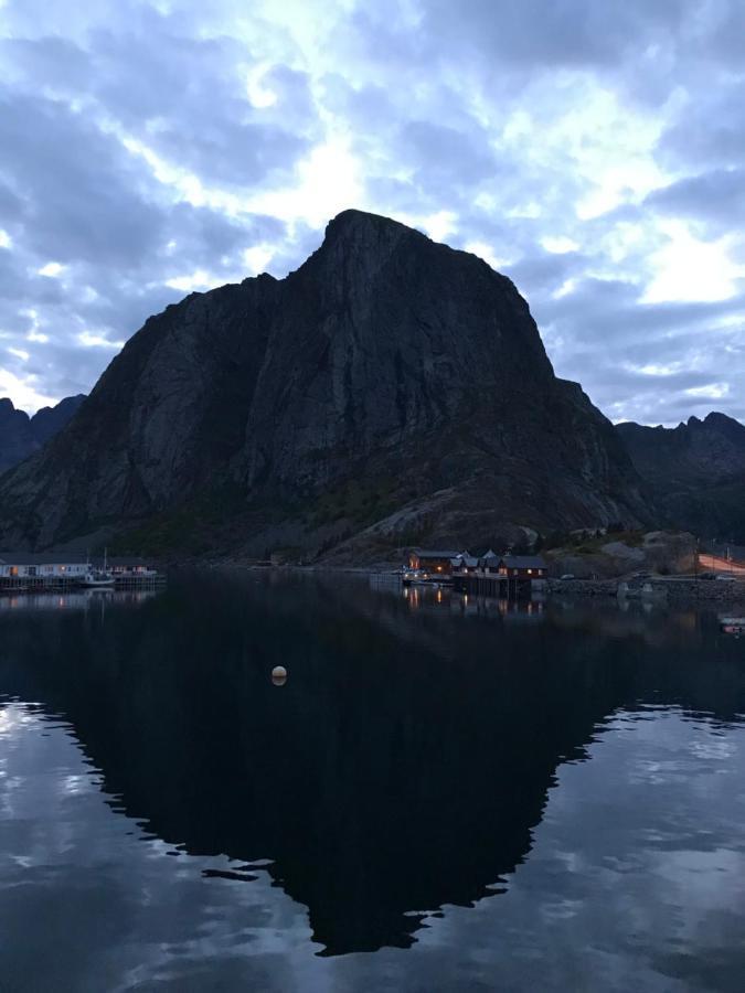 Lurn Sjohus Villa Reine Buitenkant foto